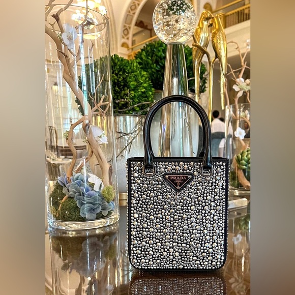 PRADA AUTH CRYSTAL & SATIN TOTE W/LEATHER HANDLES & DETACHABLE STRAP FLAWLESS - Picture 3 of 11